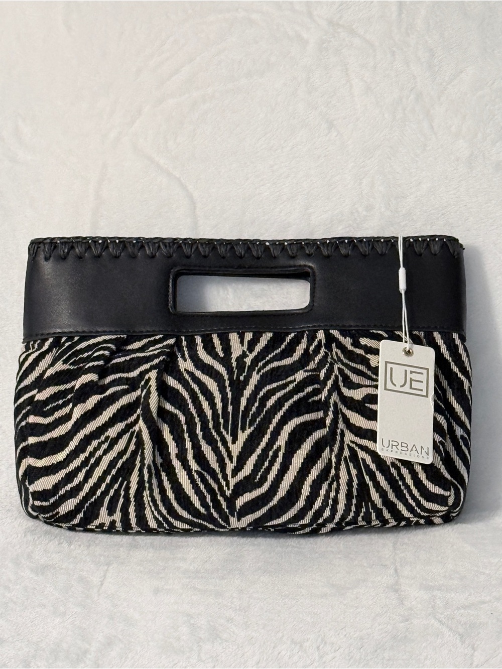 Urban Expressions Black & White Zebra-Print Cutout Handle Clutch